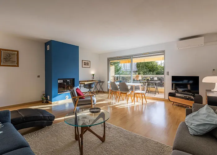 Near The Matisse Museum In *